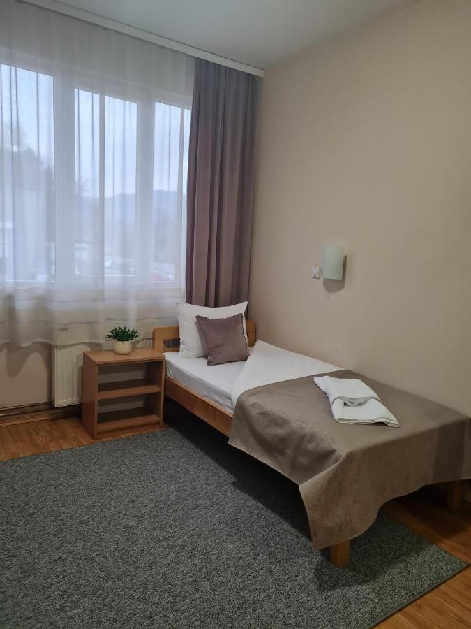 Garni Hotel Alma Пирот Экстерьер фото