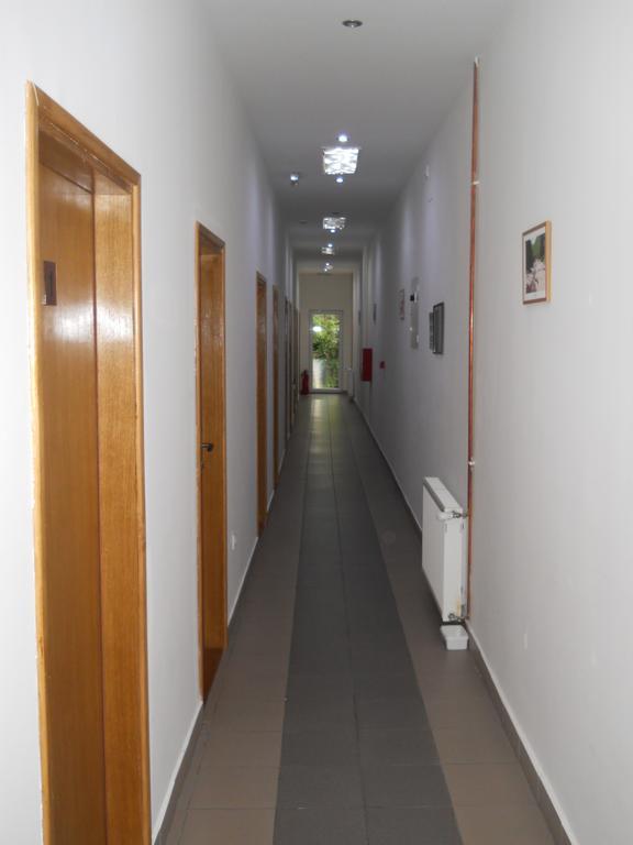 Garni Hotel Alma Пирот Экстерьер фото
