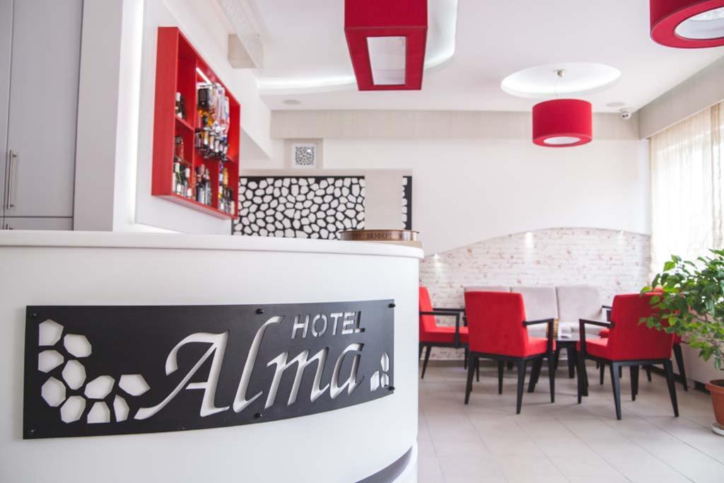 Garni Hotel Alma Пирот Экстерьер фото