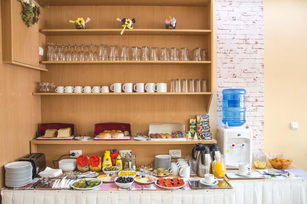 Garni Hotel Alma Пирот Экстерьер фото