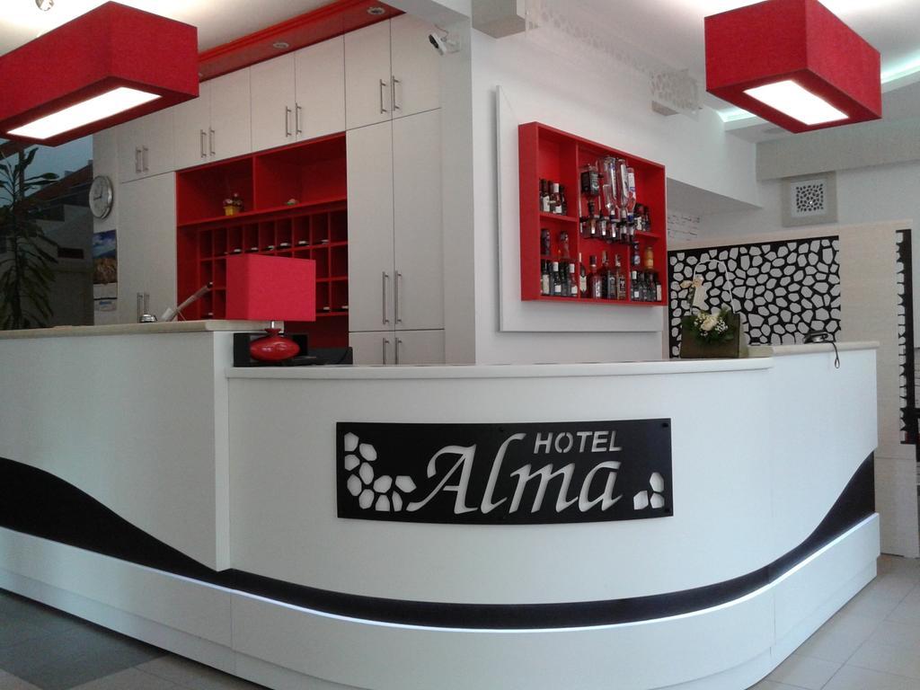 Garni Hotel Alma Пирот Экстерьер фото
