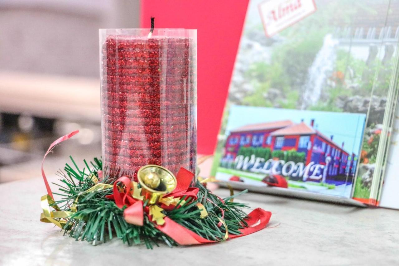 Garni Hotel Alma Пирот Экстерьер фото